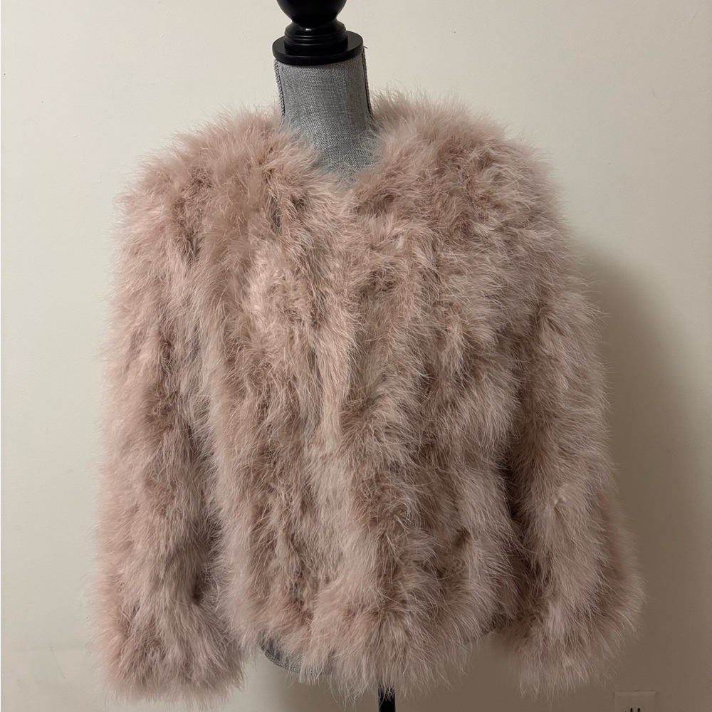 Elegant Faux Fur Jacket in Blush Pink